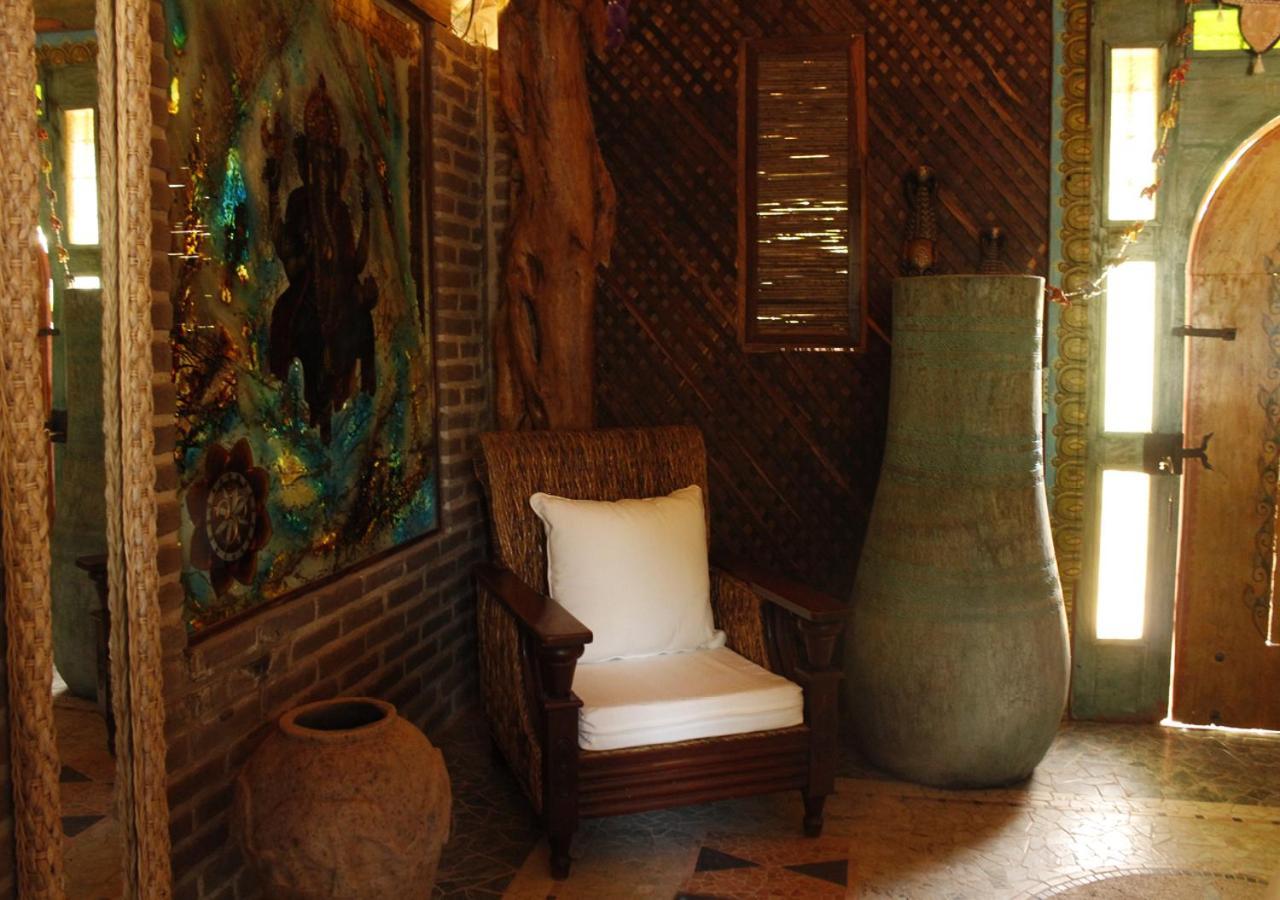 Mandala Thai Hotel *